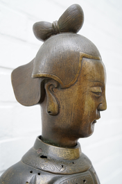 Een paar grote Chinese bronzen figuren voor de Vietnamese markt, 19e eeuw